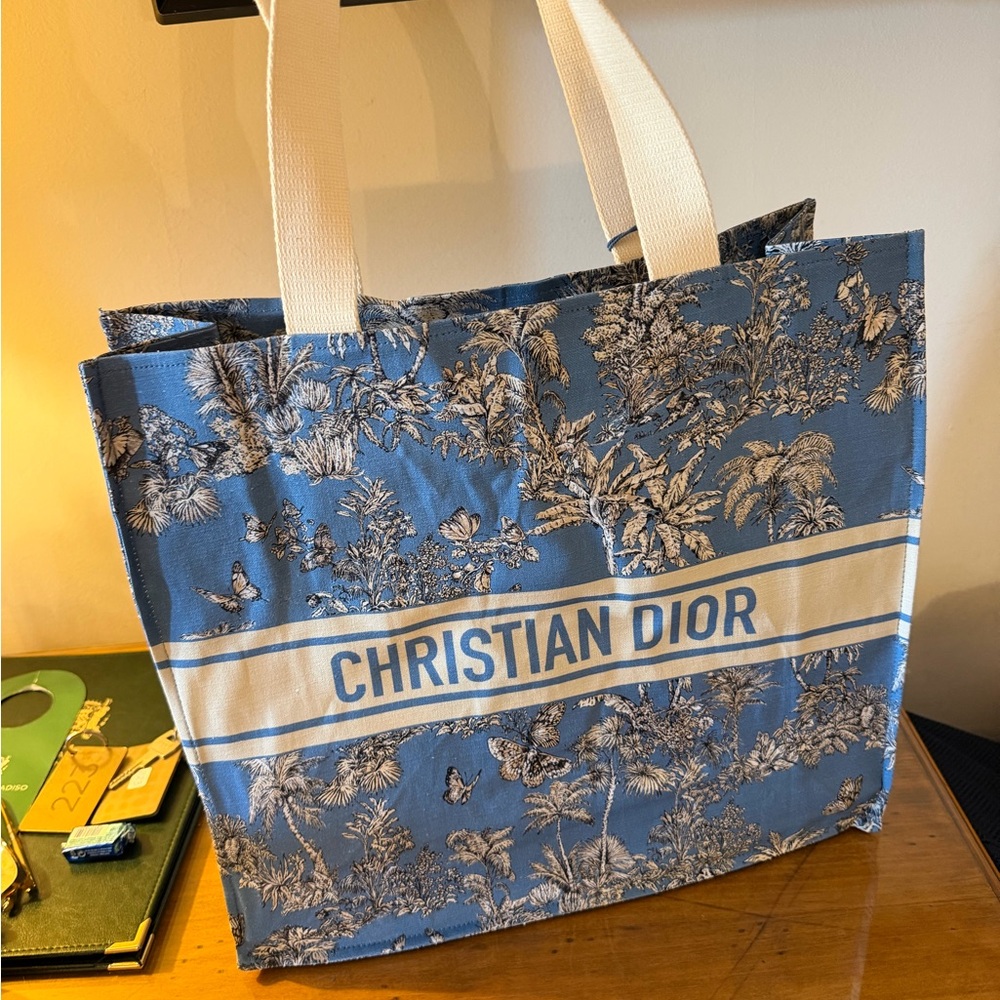 Dior Riviera Tote - Picture 2 of 6